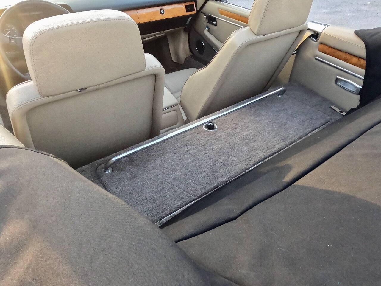 1991 Jaguar XJ-Series 43