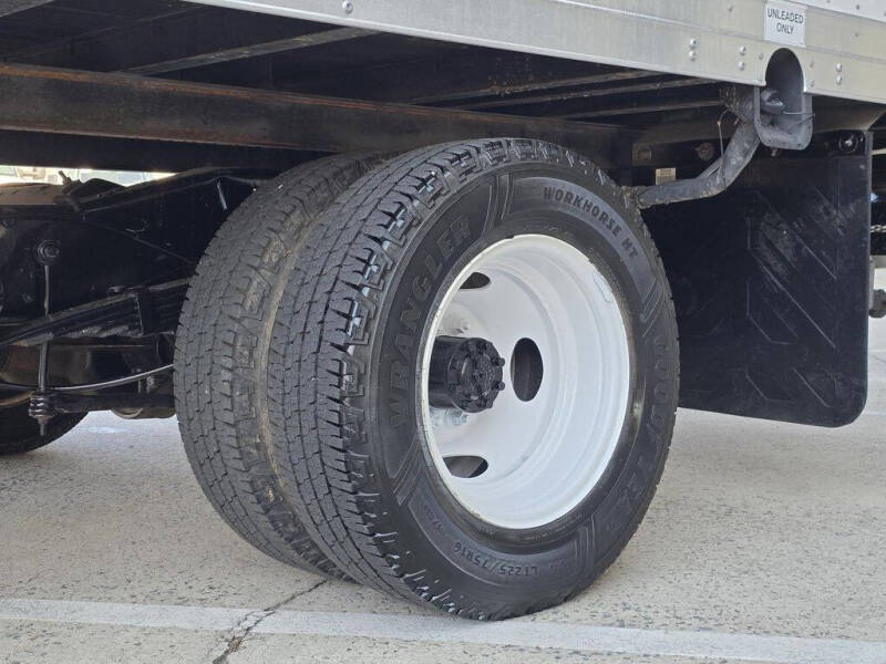 2021 Ford E-Series E-450 SD