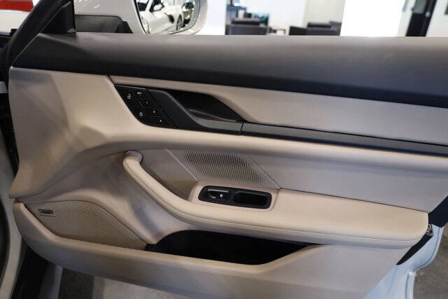 2022 Porsche Taycan 4S