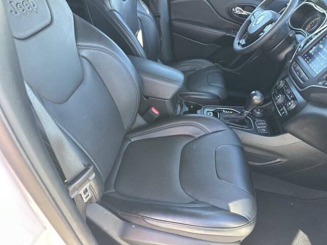 2023 Jeep Cherokee Altitude Lux