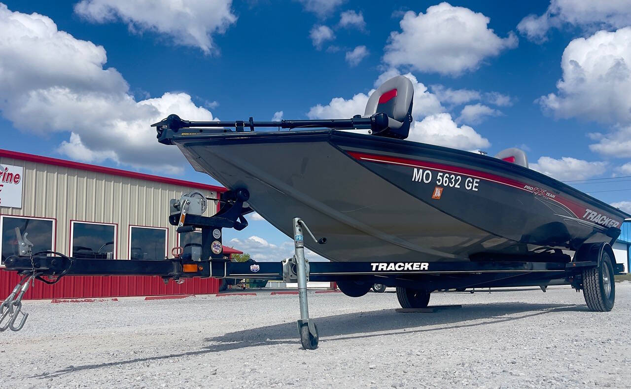 2016 Tracker Pro Team 175 TXW for sale at Truman Lake Marine in Warsaw, MO