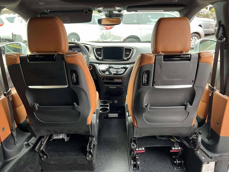 2024 Chrysler Pacifica Pinnacle