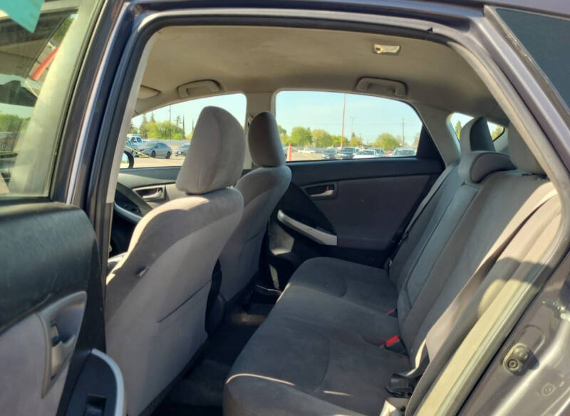 2015 Toyota Prius Two