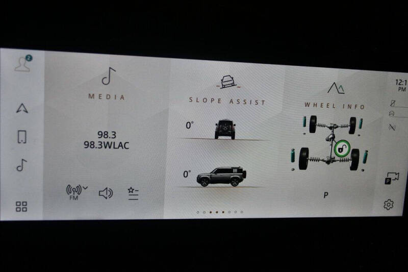 2023 Land Rover Defender 110 X-Dynamic SE