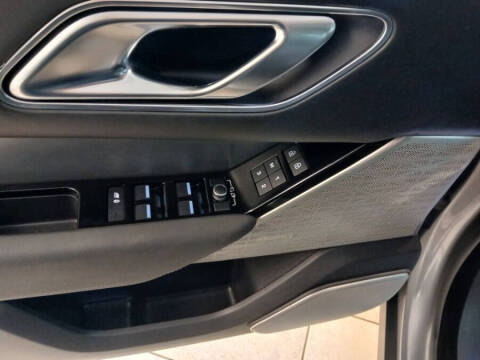 2022 Land Rover Range Rover Velar P250 R-Dynamic S