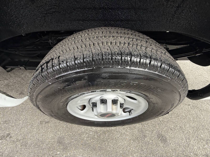 2021 GMC Savana 2500