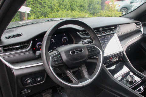 2023 Jeep Grand Cherokee Altitude