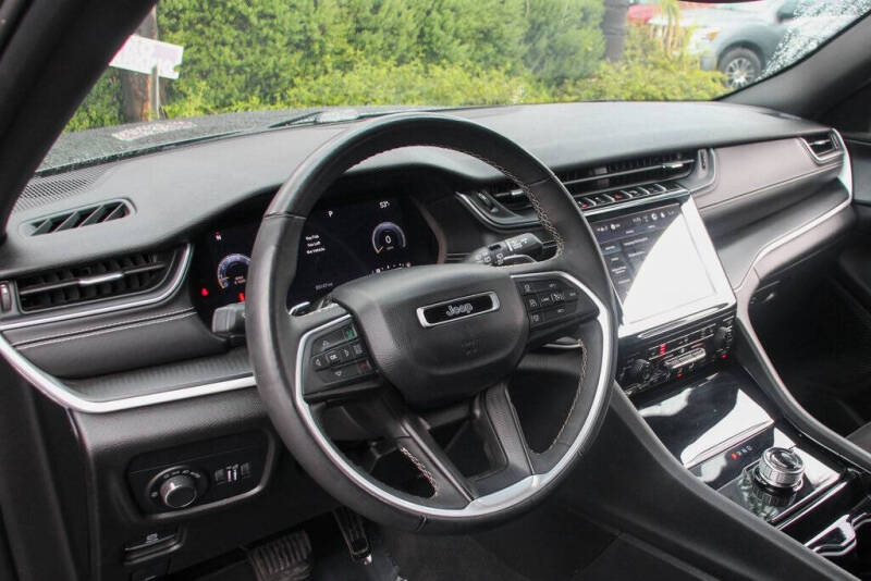 2023 Jeep Grand Cherokee Altitude