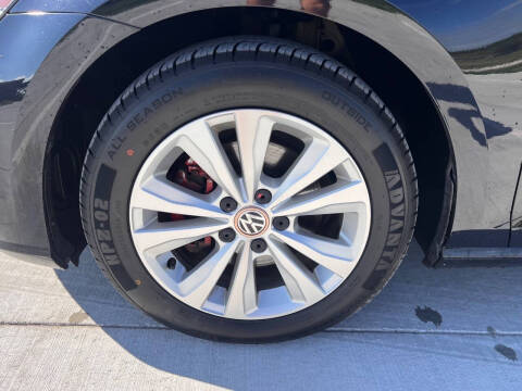 2018 Volkswagen Golf TSI SE