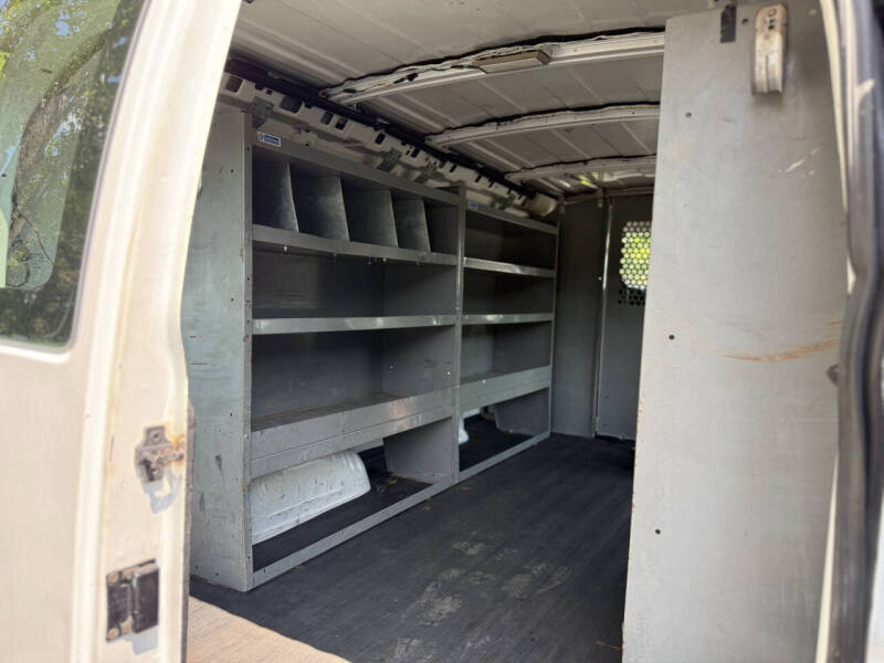 2004 Chevrolet Express 2500