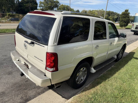 2004 Cadillac Escalade
