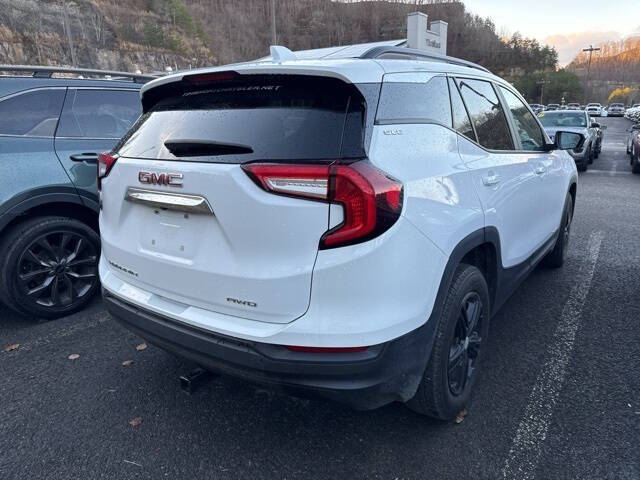 2023 GMC Terrain SLE