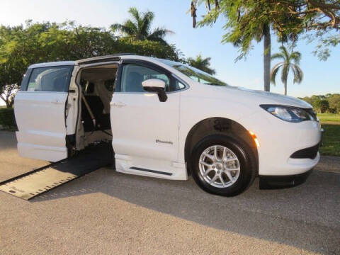 2021 Chrysler Voyager LXi