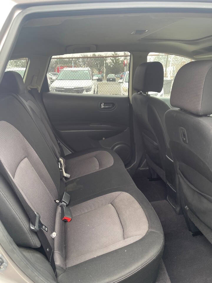 2009 Nissan Rogue for sale at M & P Auto Sales in Saddle Brook, NJ