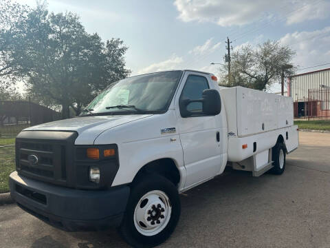 2012 Ford E-Series E-450 SD