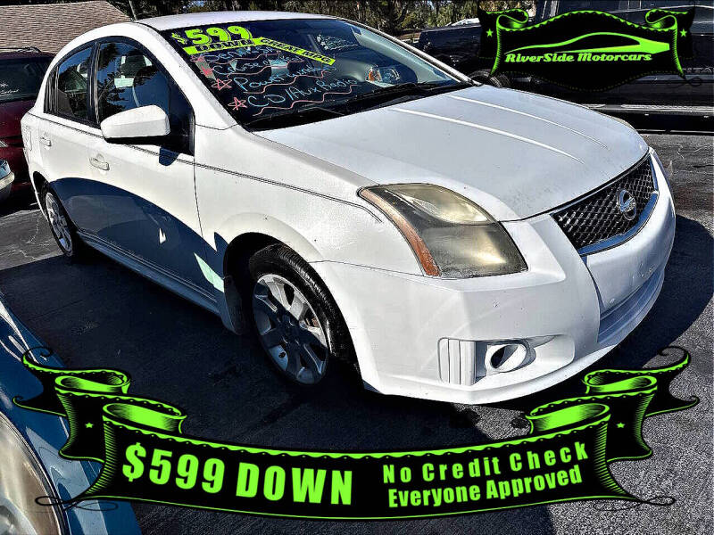 2011 Nissan Sentra SR's photo