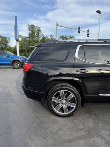 2017 GMC Acadia Denali