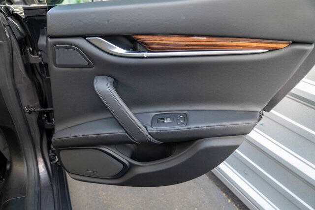 2019 Maserati Ghibli 36