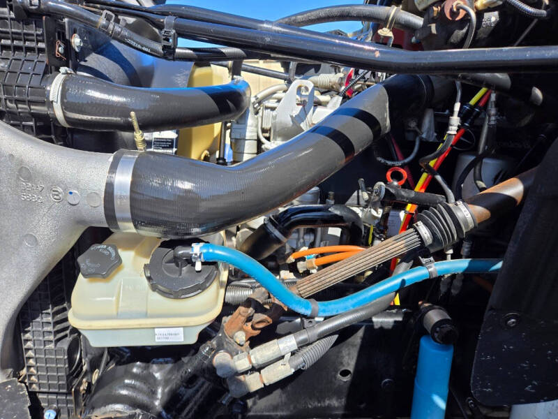 2007 Freightliner M2 106