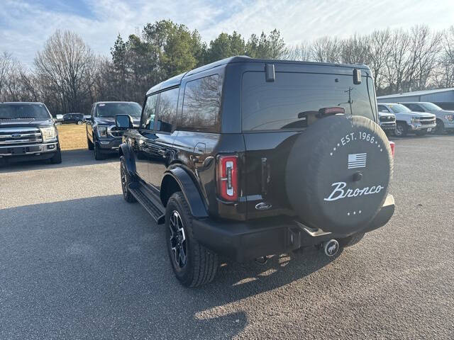 2025 Ford Bronco Outer Banks