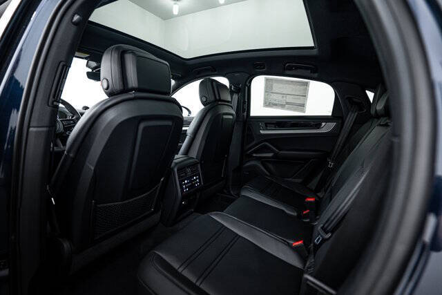 2025 Porsche Cayenne Coupe