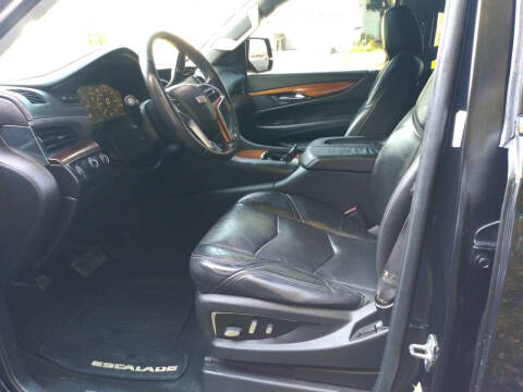 2015 Cadillac Escalade ESV Luxury