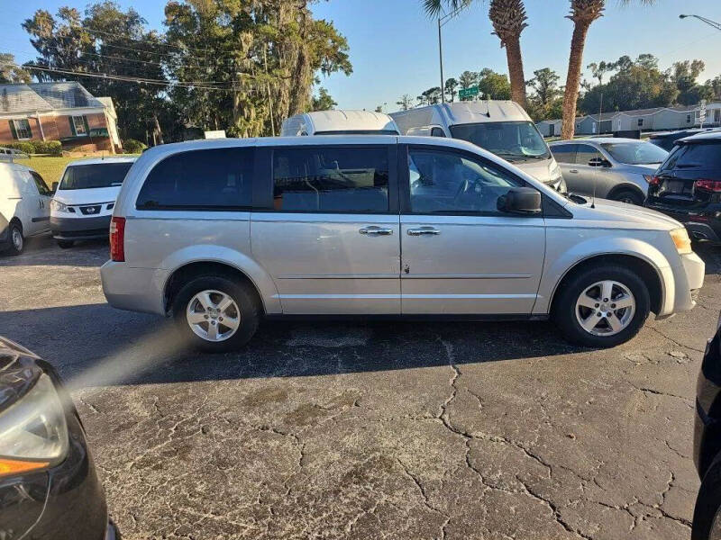 2009 Dodge Grand Caravan SE