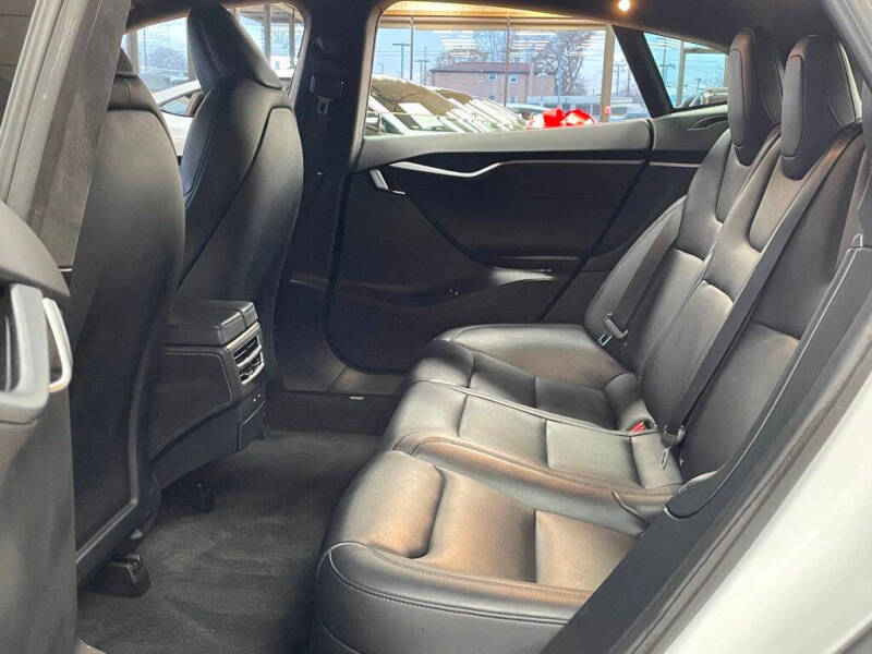 2020 Tesla Model S Long Range Plus