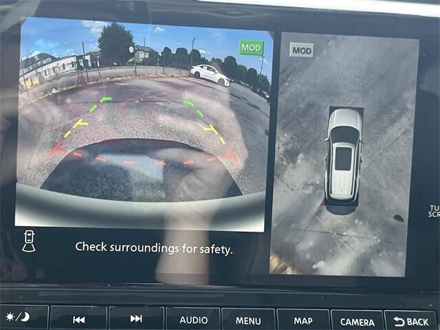 2025 Nissan Pathfinder Platinum