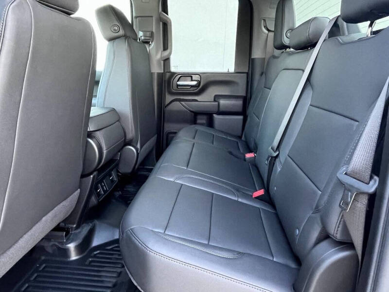 2025 GMC Sierra 2500HD Pro