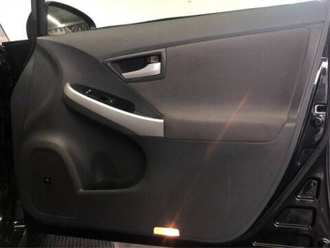 2010 Toyota Prius III