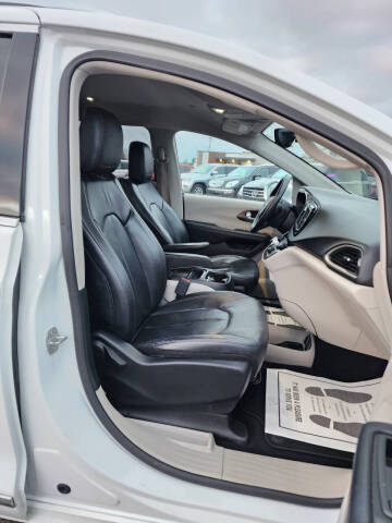 2018 Chrysler Pacifica Touring L
