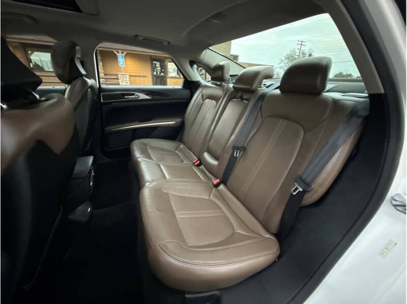 2016 Lincoln MKZ Hybrid