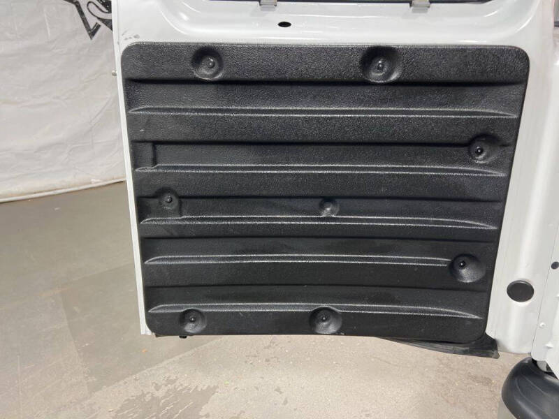 2023 GMC Savana 2500