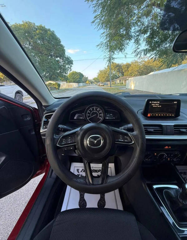 2017 Mazda MAZDA3 Sport