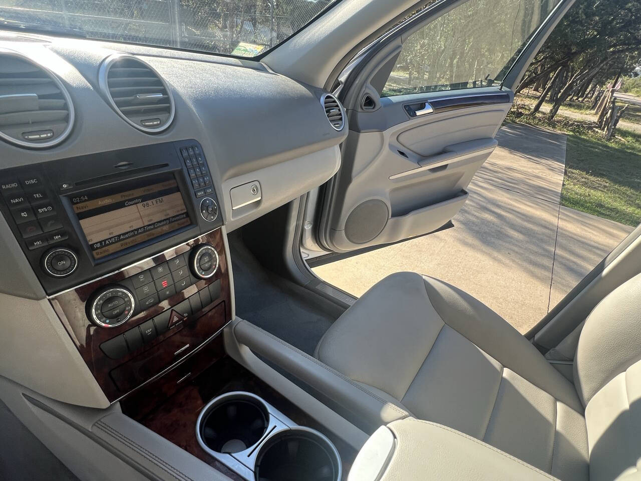 Used Car 2011 Mercedes-benz M-class  Ml 350 4dr Suv For Sale Under $10,000 In Austin, Texas