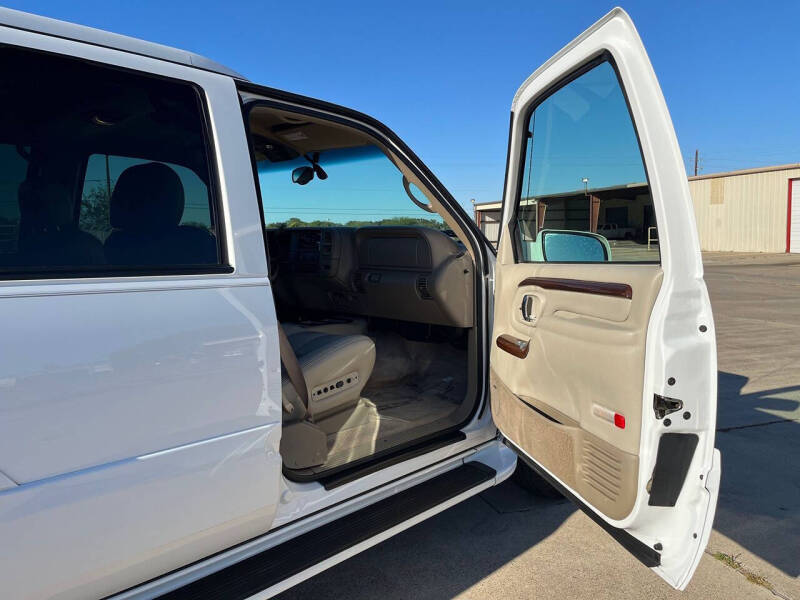 2000 Cadillac Escalade