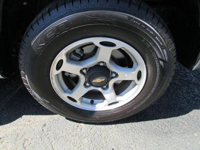 2001 Chevrolet Tracker