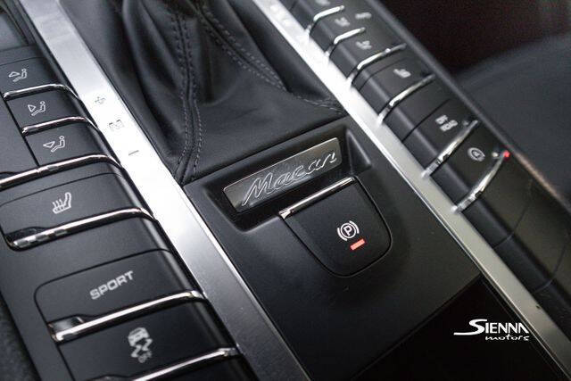 2016 Porsche Macan S