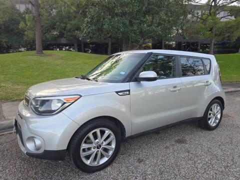 2018 Kia Soul +