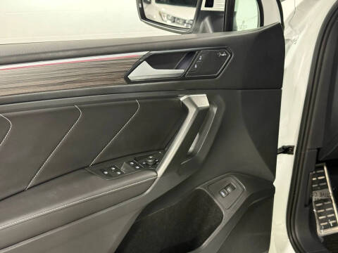 2024 Volkswagen Tiguan SEL R-Line 4Motion