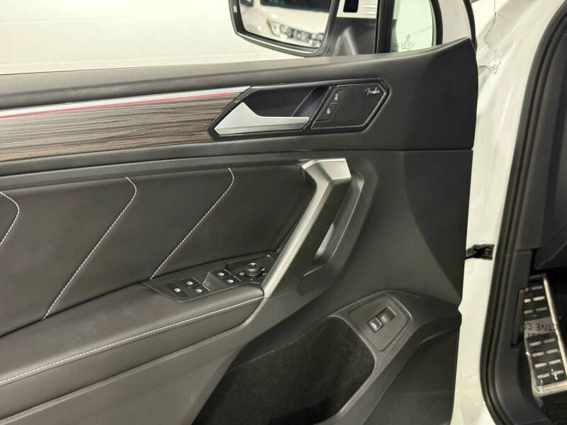 2024 Volkswagen Tiguan SEL R-Line 4Motion