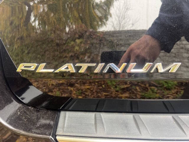 2022 Ford Explorer Platinum