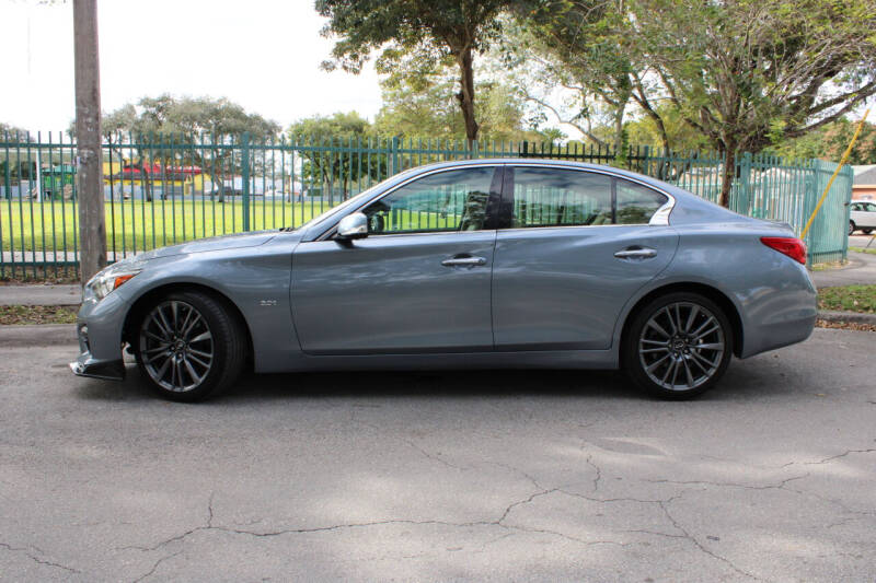 2016 INFINITI Q50 Sport photo 10