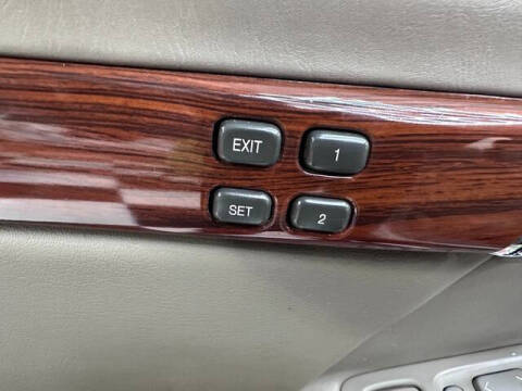 2003 Cadillac DeVille