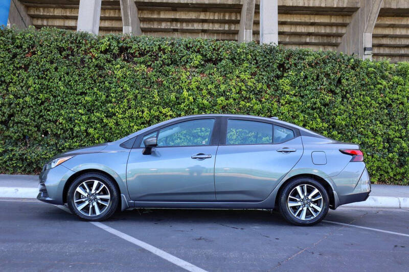 2020 Nissan Versa SV