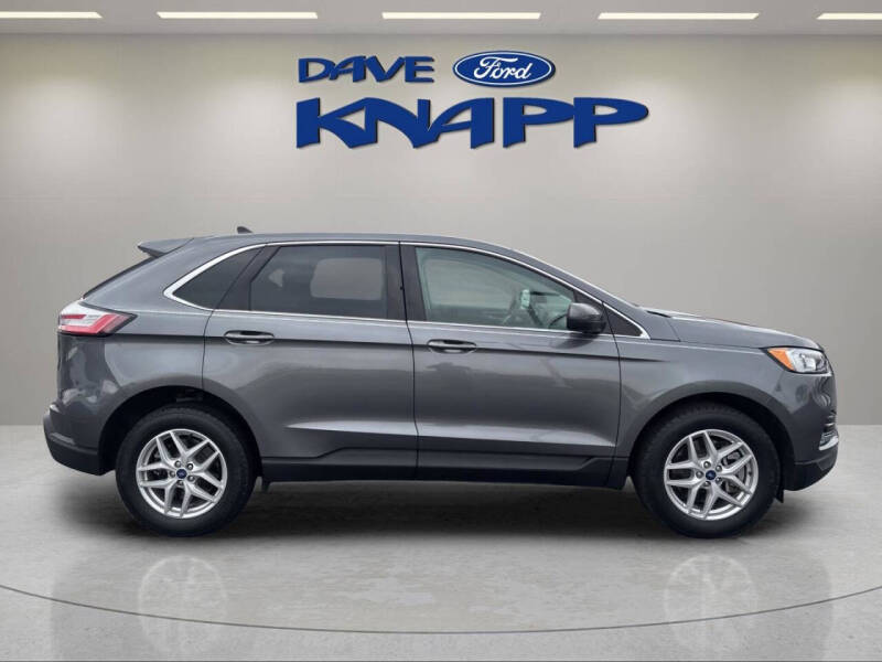 2022 Ford Edge