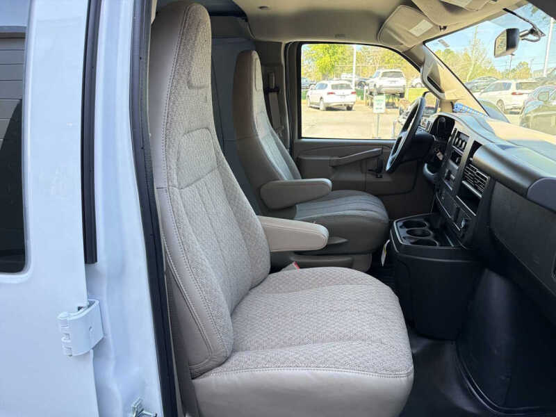 2026 GMC Savana 2500