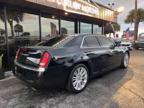 2012 Chrysler 300 Limited