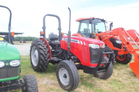 2016 Massey Ferguson 2615